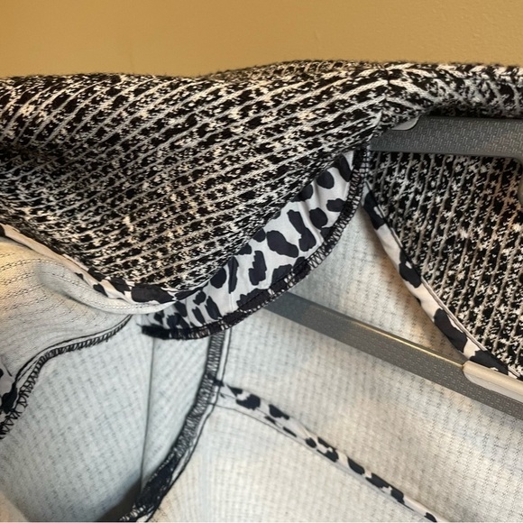 CAbi The Times Jacket 5299 Womens Size Small S - Picture 8 of 9